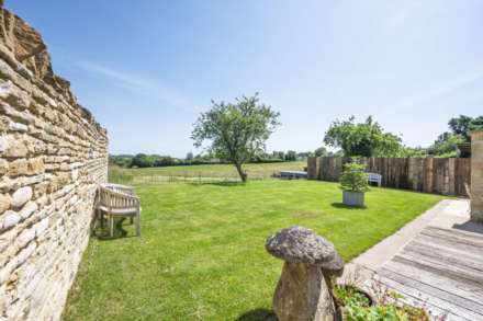 Chapel Lane, Enstone, Image 2