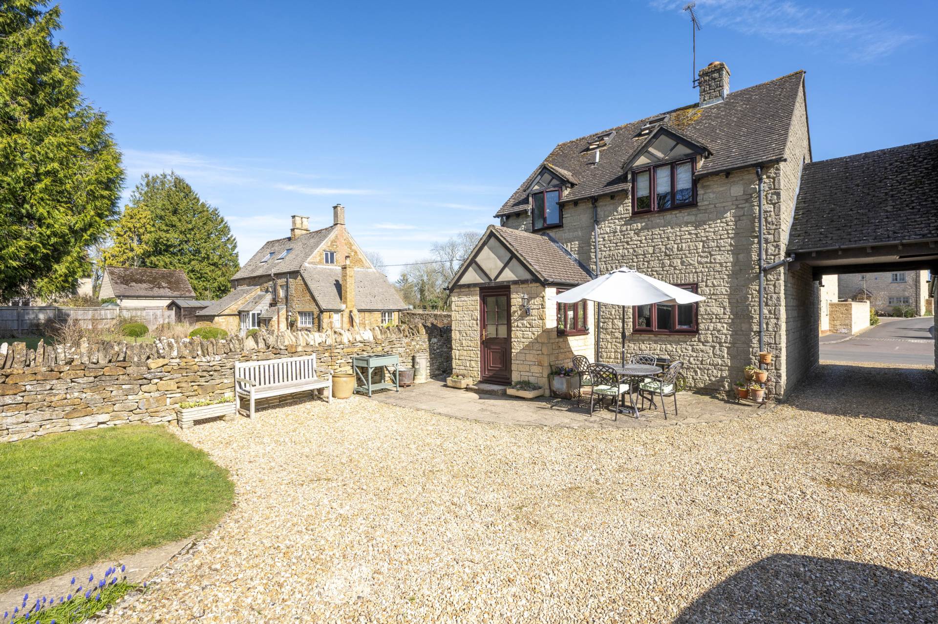 Church Street, Kingham, Image 14