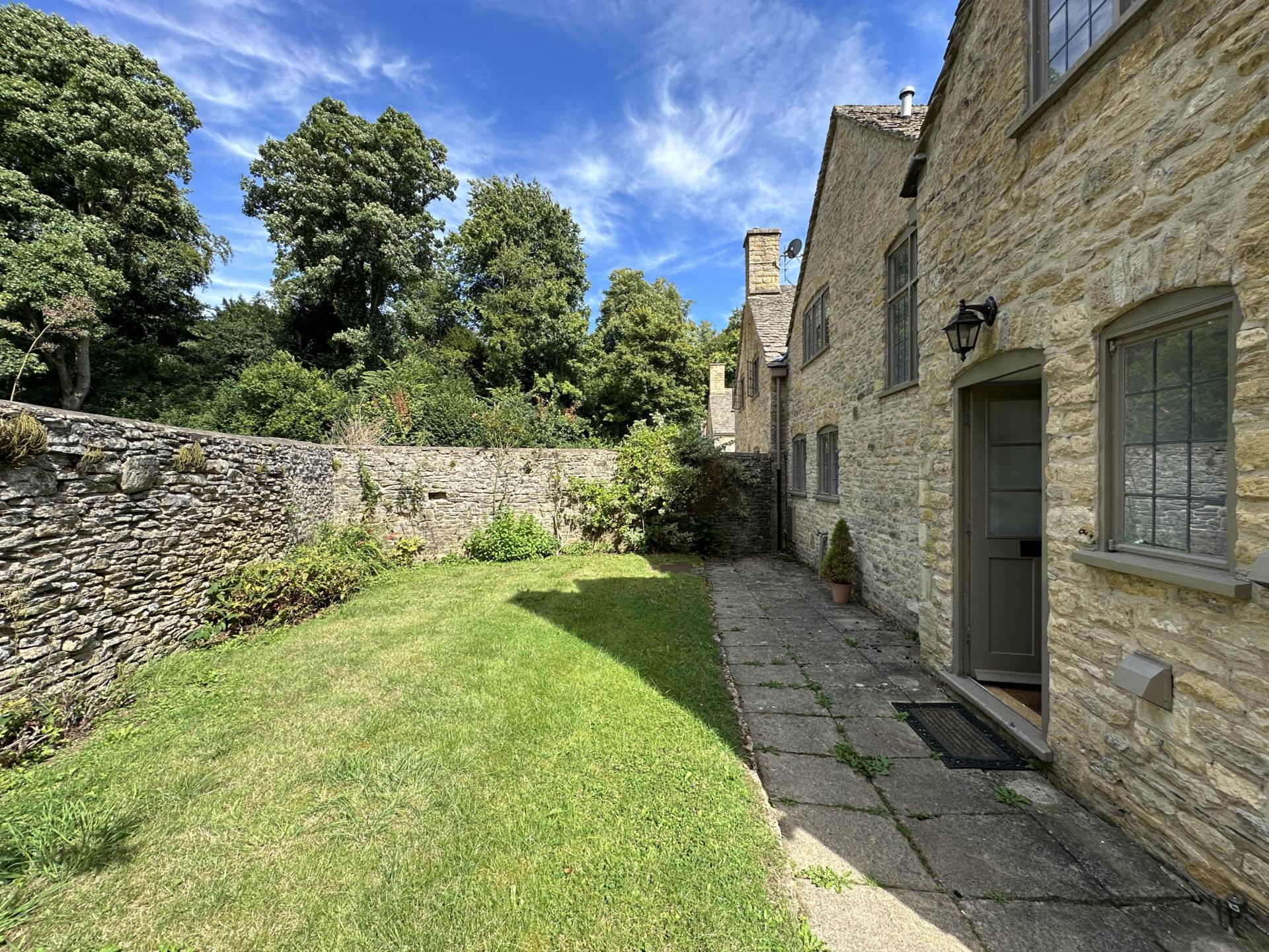 Eyford Cottages, Upper Slaughter, Image 13