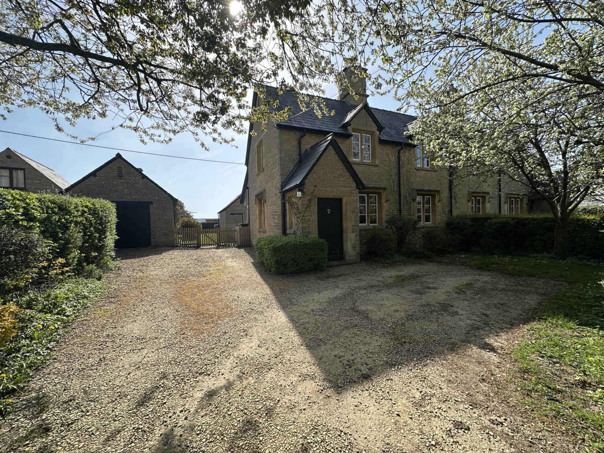 Hillview Cottages, Churchill, Image 12