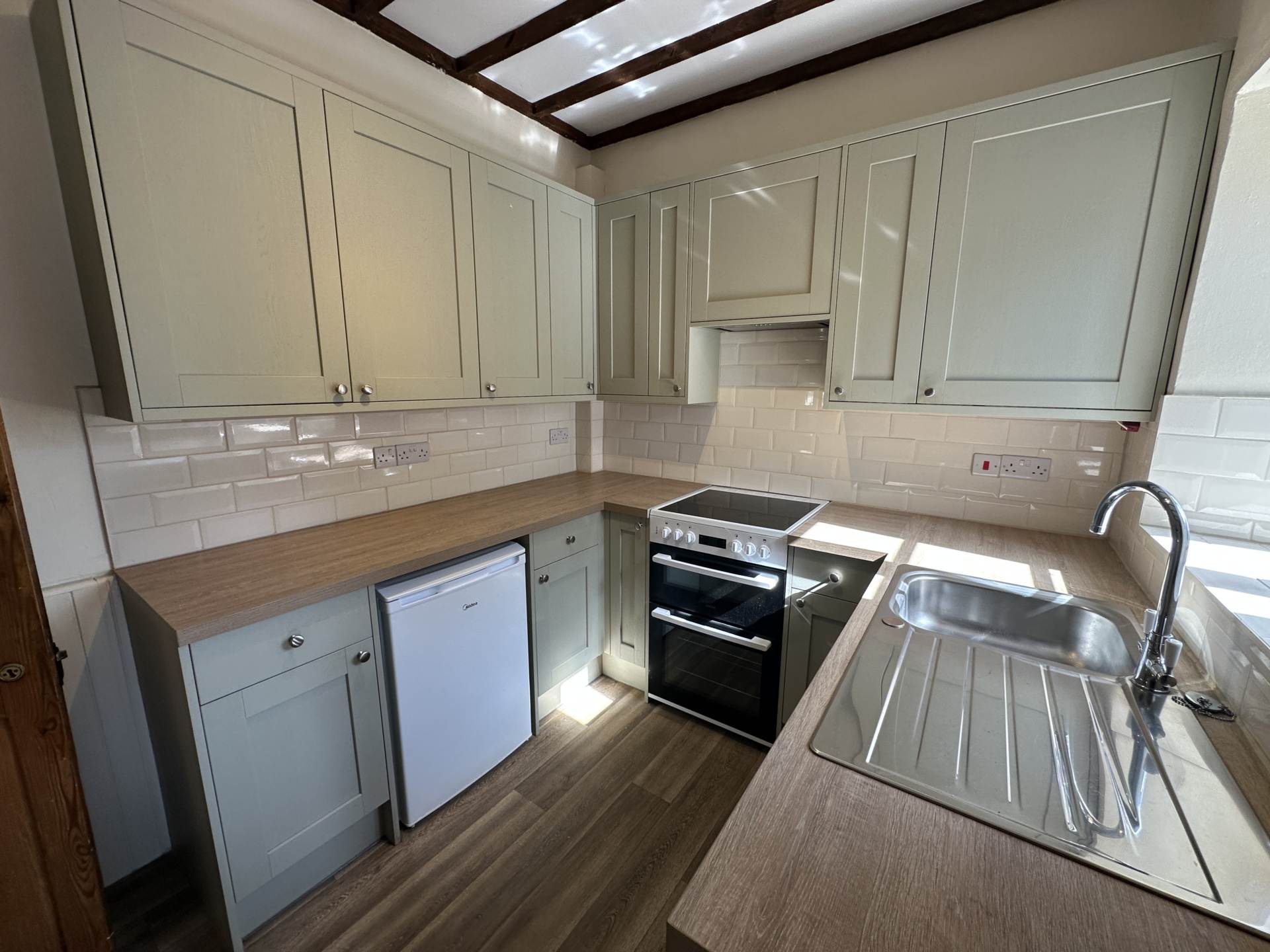 Hillview Cottages, Churchill, Image 5