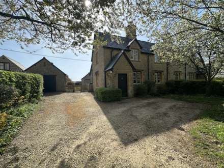 Hillview Cottages, Churchill, Image 12