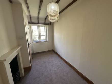 Hillview Cottages, Churchill, Image 8