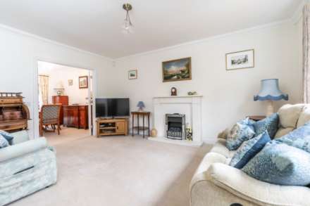 Penhurst Gardens, Chipping Norton, Image 2