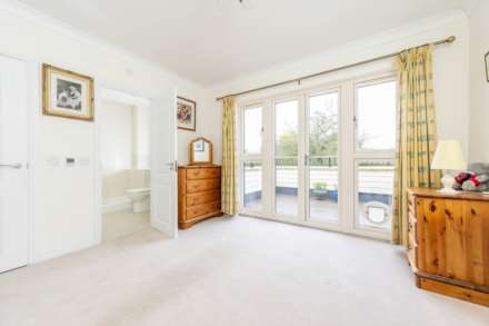 Penhurst Gardens, Chipping Norton, Image 9