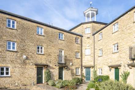 Norton Park, Chipping Norton, Image 1