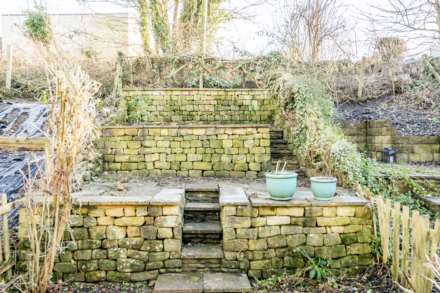 Cotshill Gardens, Chipping Norton, Image 11