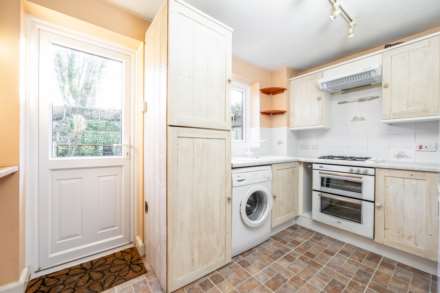 Cotshill Gardens, Chipping Norton, Image 4
