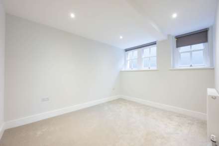 The Old Post Office, West Street, Chipping Norton, Image 4