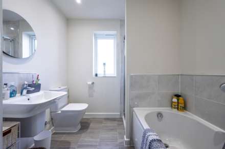 Scarsbrook Crescent, Chipping Norton, Image 10