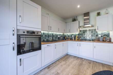 Scarsbrook Crescent, Chipping Norton, Image 4