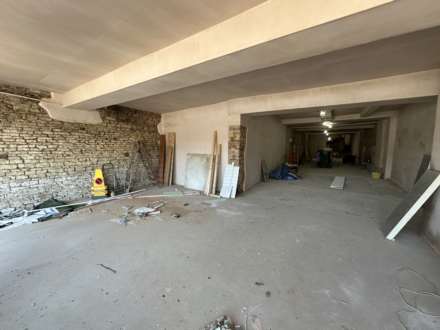 High Street, Chipping Norton, Image 3