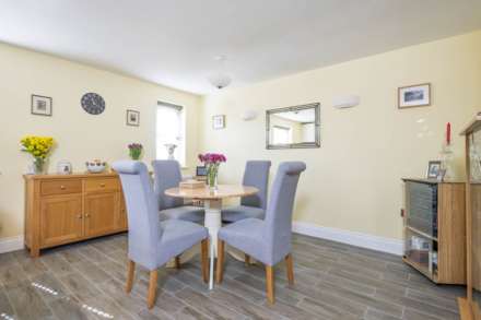 Westcote Place, Chipping Norton, Image 5