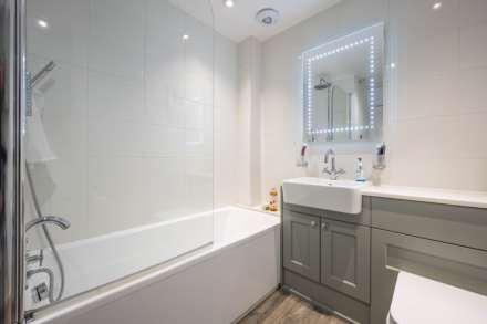 Tanners Court, Charlbury, Image 11