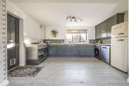 Broad Street, Long Compton, Image 4