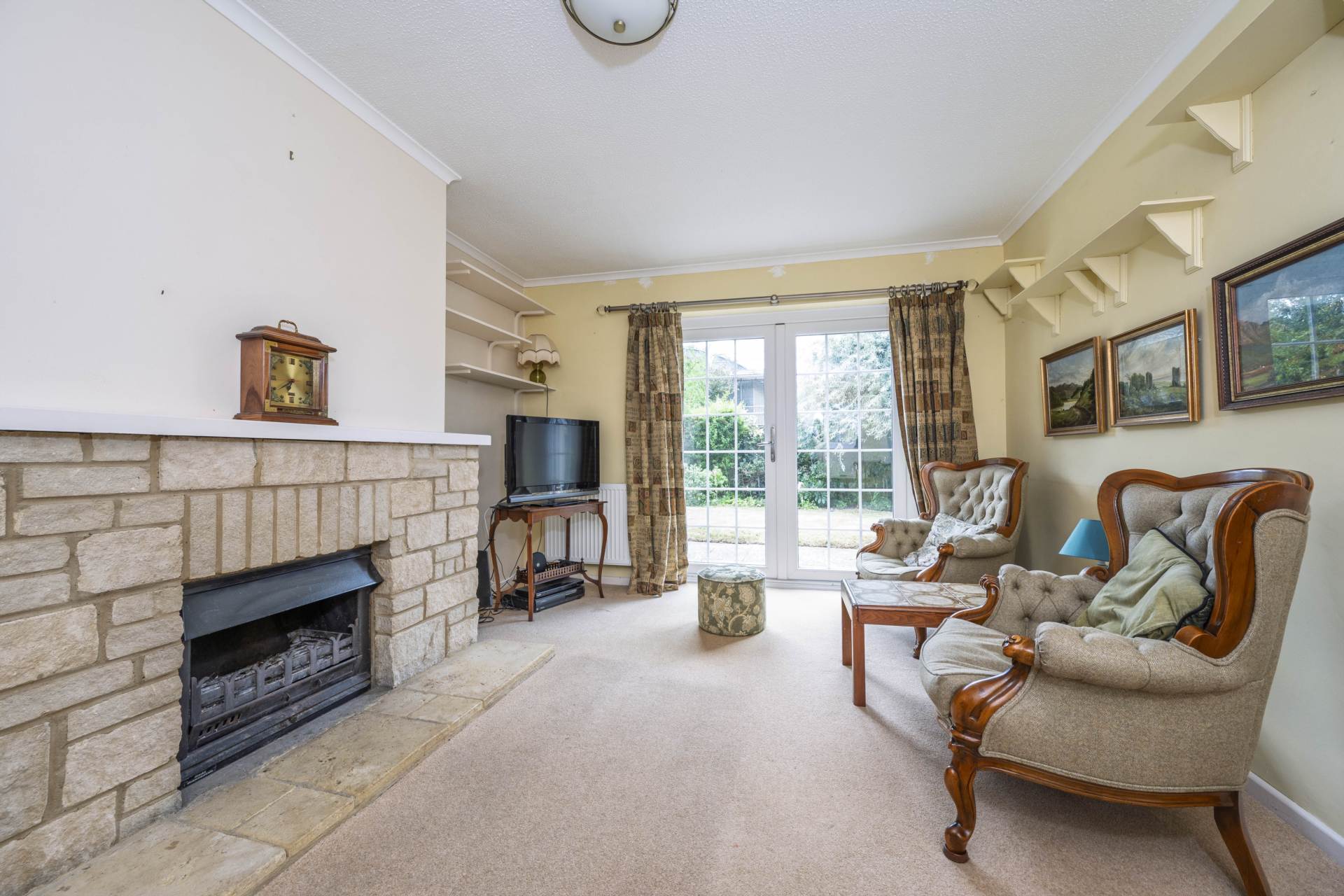 St Leonards Court, Bledington, Image 5