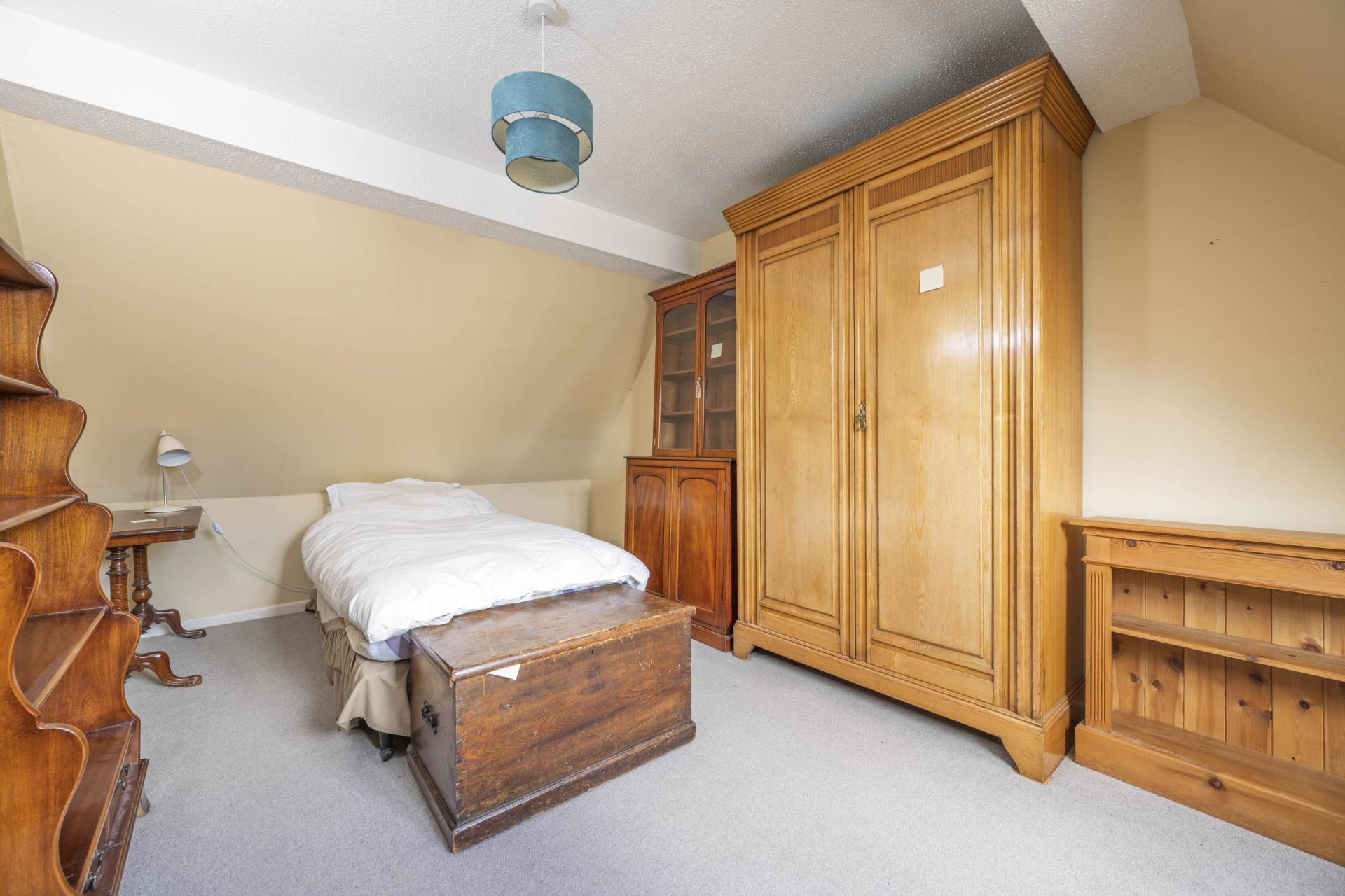 St Leonards Court, Bledington, Image 7