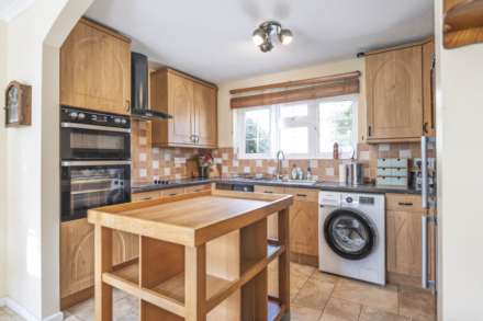 St Leonards Court, Bledington, Image 4