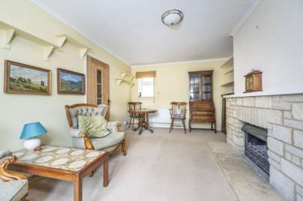 St Leonards Court, Bledington, Image 6