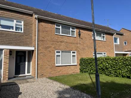 1 Bedroom Apartment, Errington Road, Moreton In Marsh