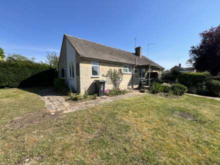 Rectory Crescent, Middle Barton, Image 9