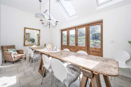 Banks Farm, Upper Oddington, Image 4