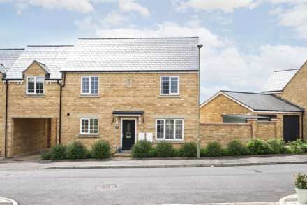 4 Bedroom Semi-Detached, Evans Way, Chipping Norton