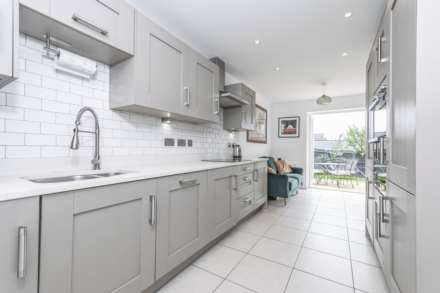 Evans Way, Chipping Norton, Image 4