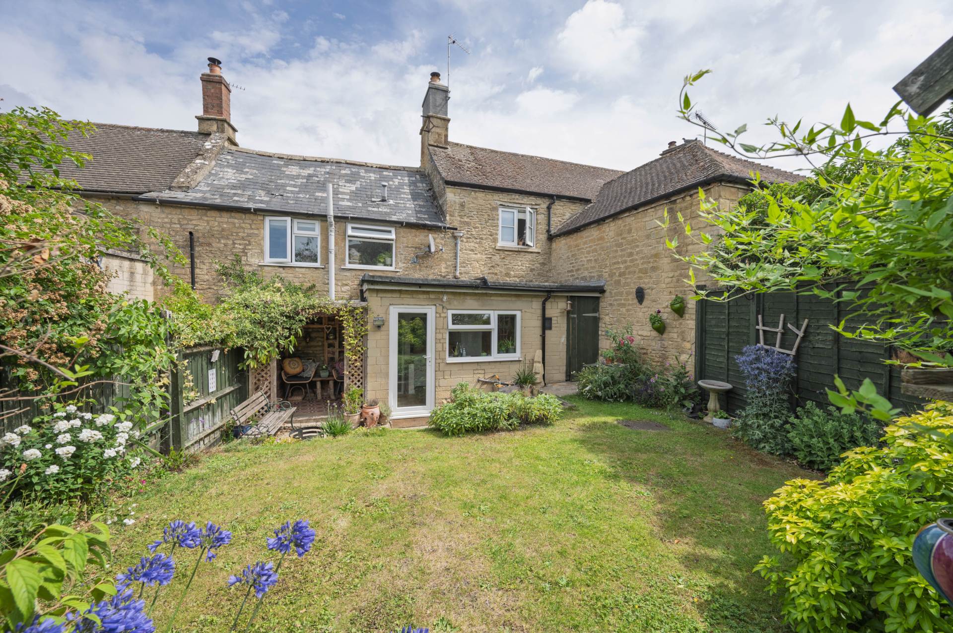 Shipton Road, Milton-Under-Wychwood, Image 11