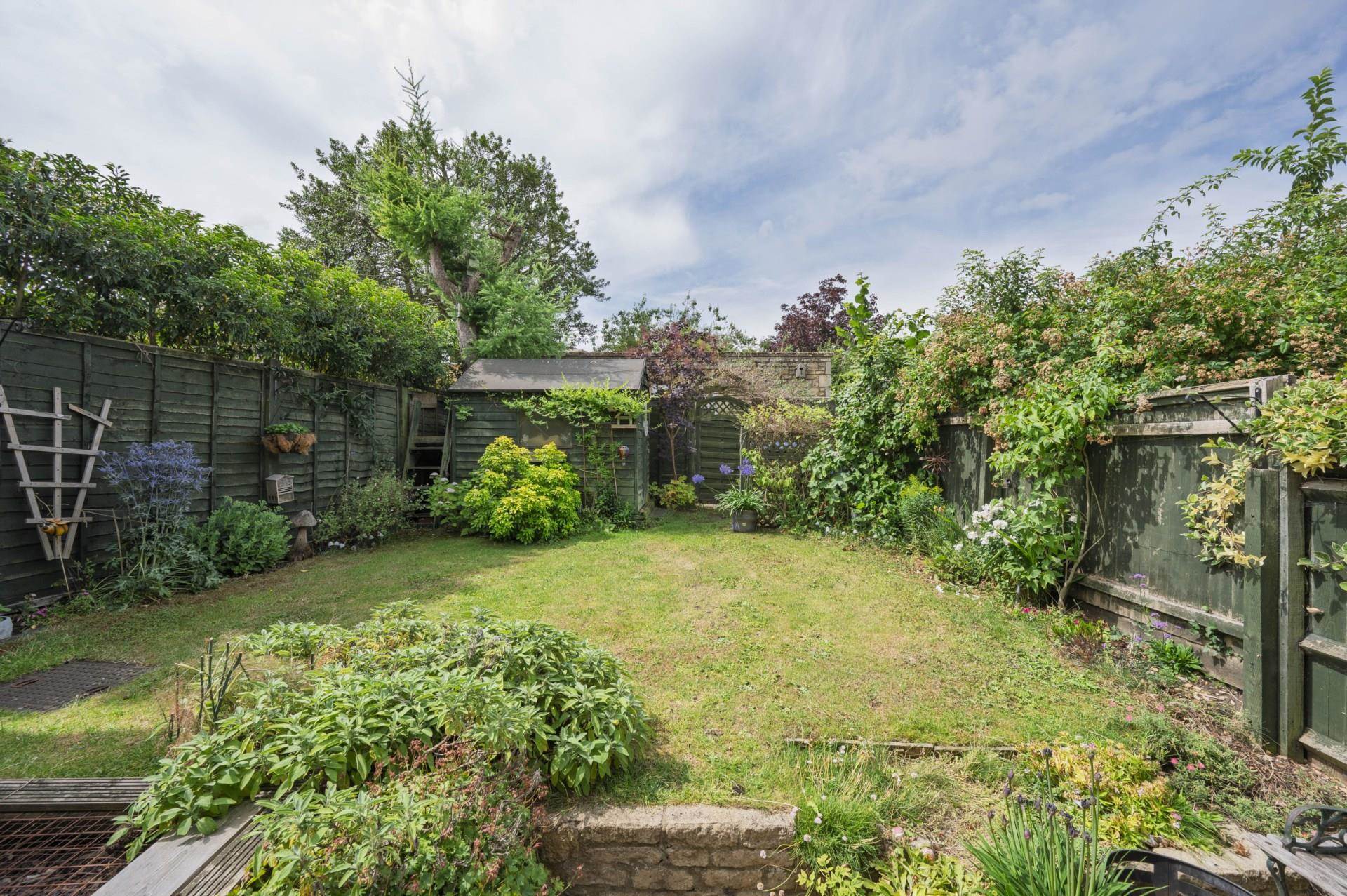 Shipton Road, Milton-Under-Wychwood, Image 9
