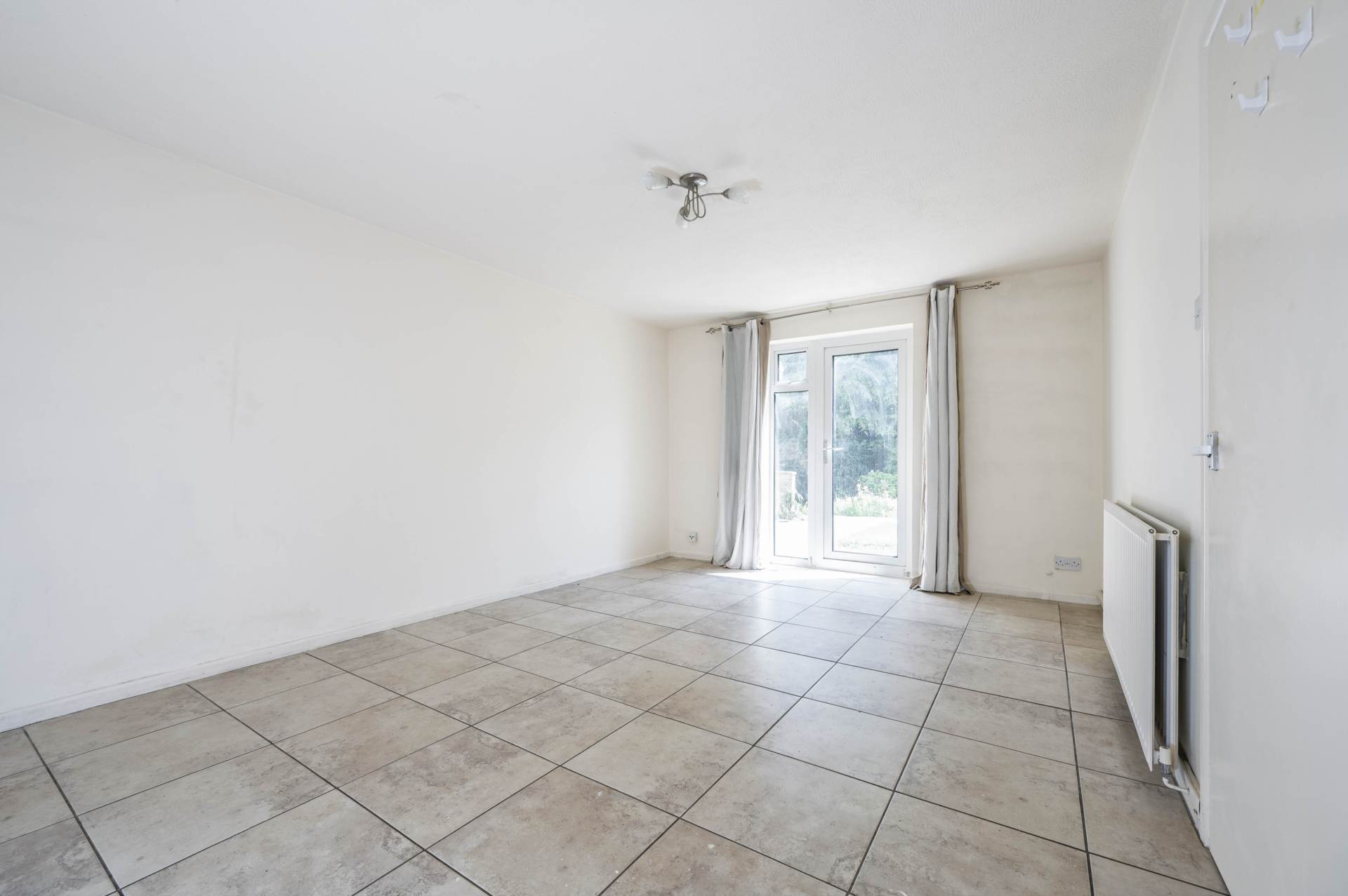 Finsbury Place, Chipping Norton, Image 3