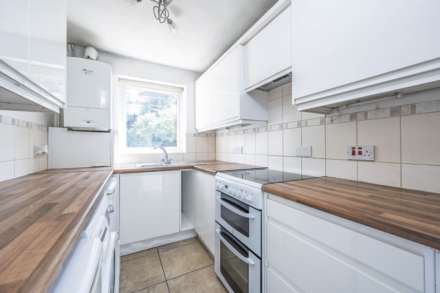 Finsbury Place, Chipping Norton, Image 2