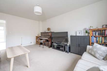 Phillips Drive, Chipping Norton, Image 6