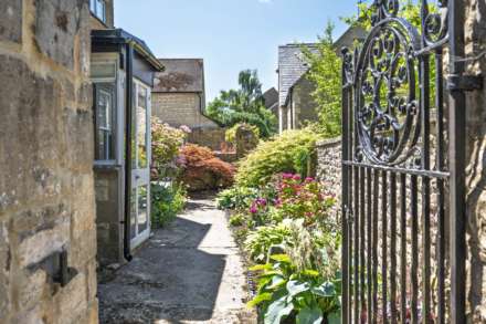 Church Street, Chipping Norton, Image 18