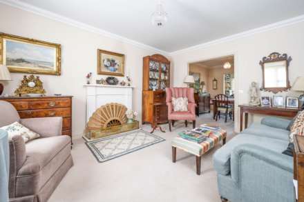 Penhurst Gardens, Chipping Norton, Image 3