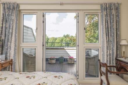 Penhurst Gardens, Chipping Norton, Image 9