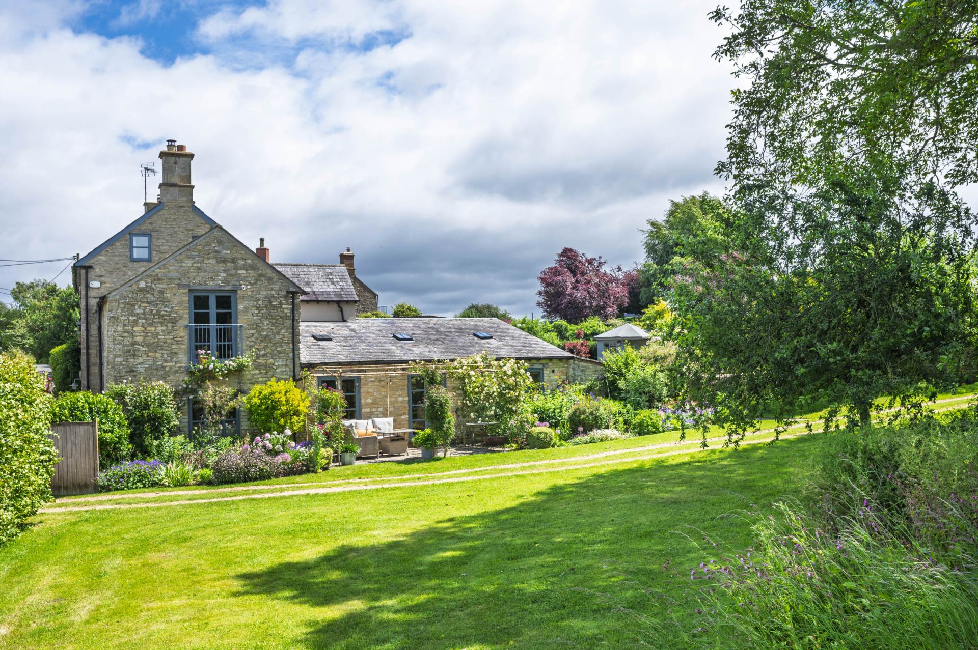 Fiddlers Hill, Shipton Under Wychwood, Image 1