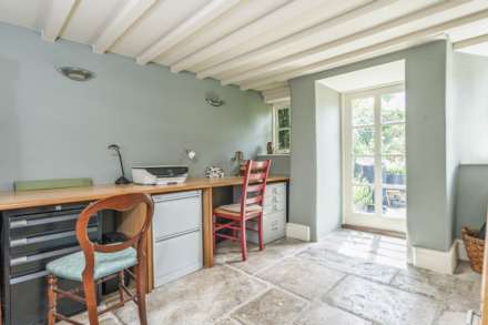 Fiddlers Hill, Shipton Under Wychwood, Image 12