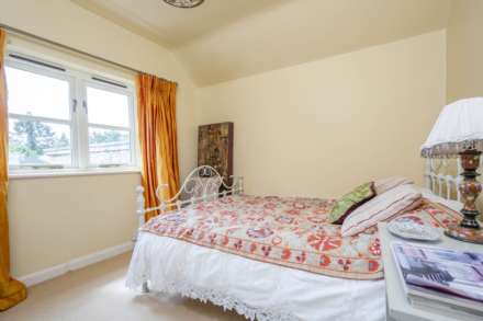 Fiddlers Hill, Shipton Under Wychwood, Image 19