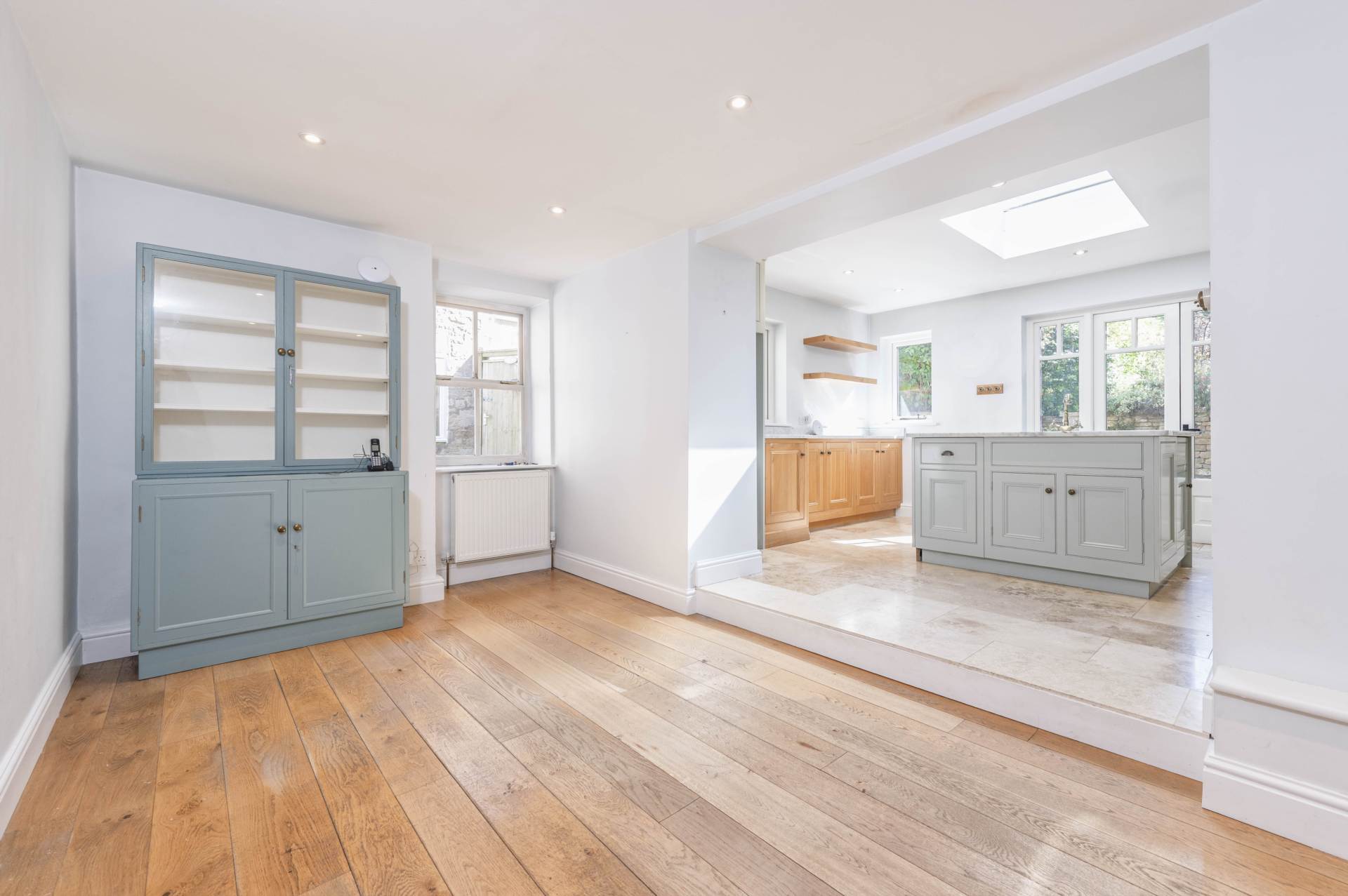 West End, Chipping Norton, Image 2