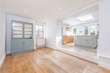 West End, Chipping Norton, Image 2