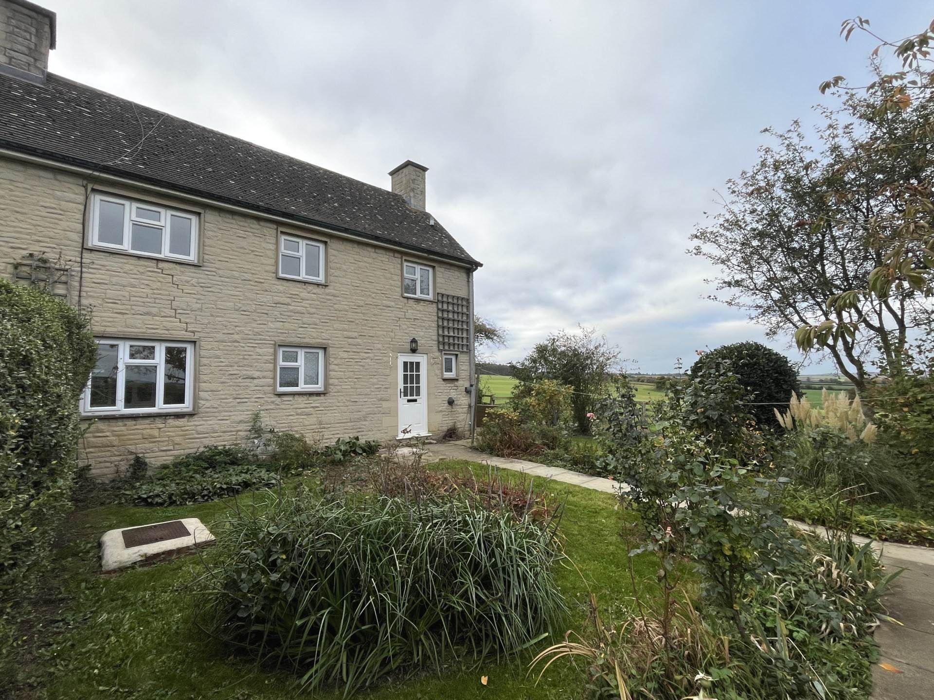 Smallstones Farm Cottages, Cornbury Park, Image 11