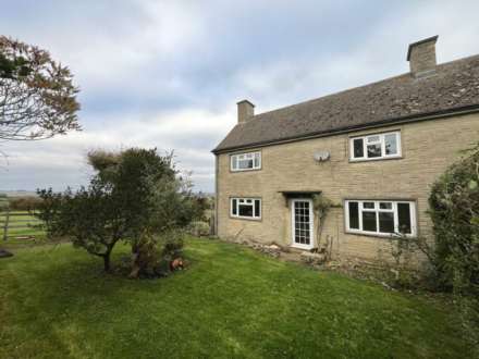 Smallstones Farm Cottages, Cornbury Park, Image 1