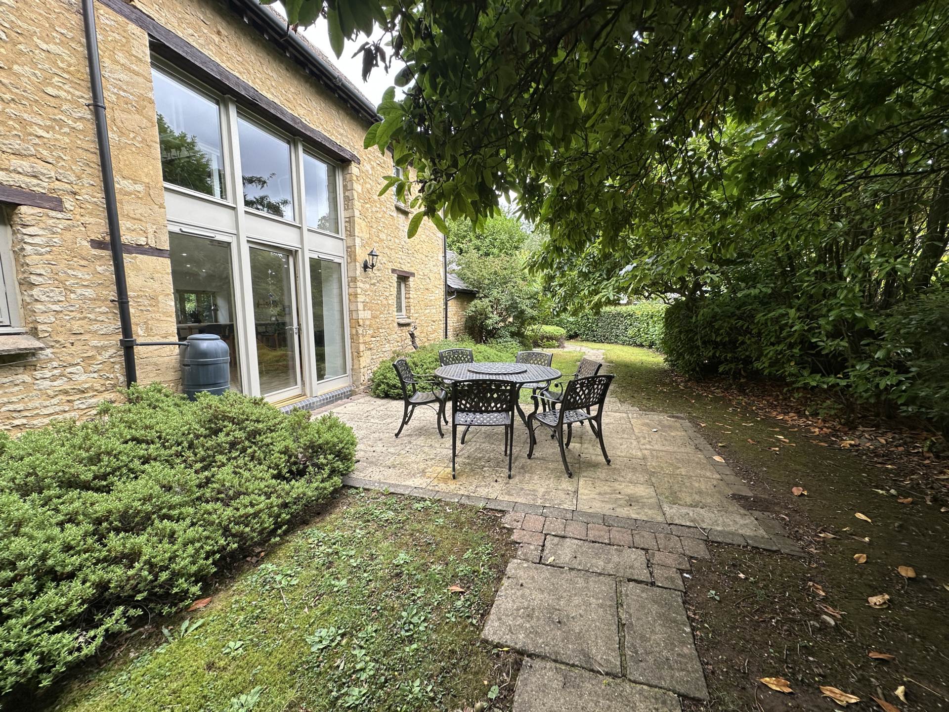 Chalford Barns, Chipping Norton, Image 6
