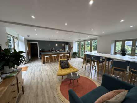 Chalford Barns, Chipping Norton, Image 4