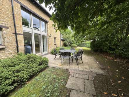 Chalford Barns, Chipping Norton, Image 6
