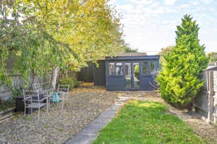 Hill Close, Chipping Norton, Image 15