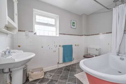 Sweetmore Close, Oddington, Image 13