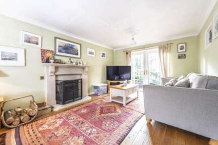 Sweetmore Close, Oddington, Image 3