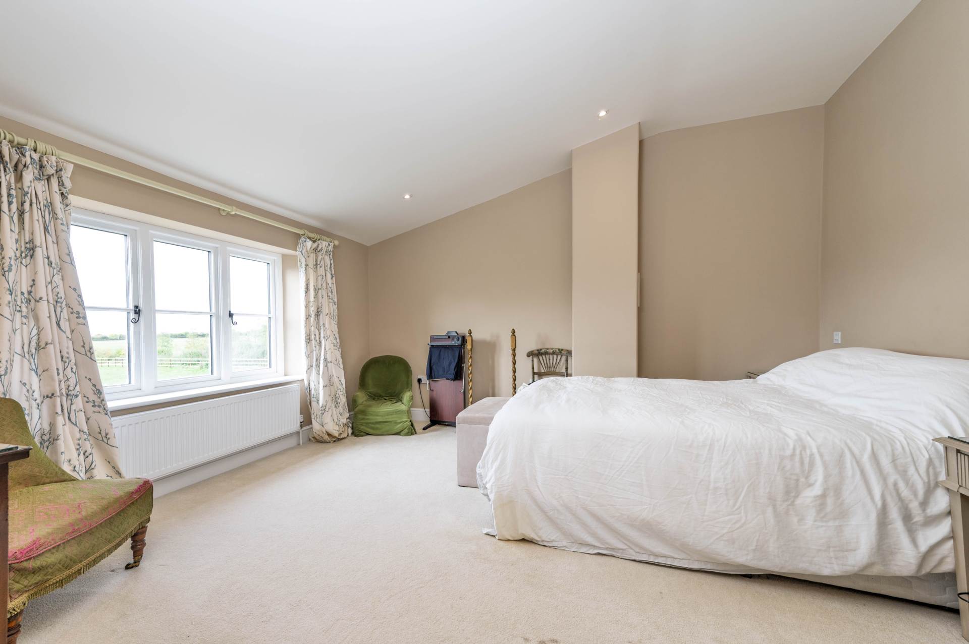 Bradborough Farmhouse, Southrop, Image 12